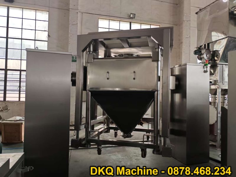 Máy xay sinh tố sản xuất liều lượng rắn Nâng tự động cho hệ thống tạo hạt chất lỏng từ đầu đến cuối